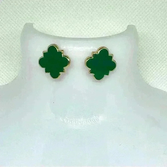 Chloe Clover Stud Earrings 18k Gold Plated Earrings in Green - Picture 2 of 7